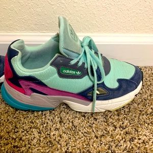 Adidas Falcon Trainers Kylie Jenner 6.5